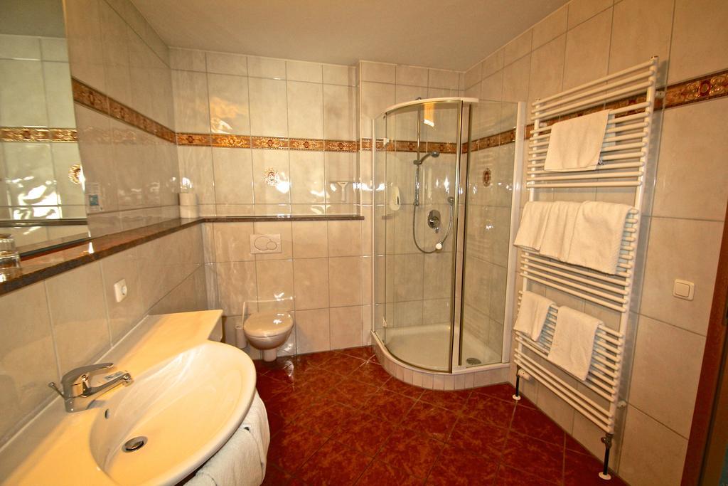 Ferienwohnungen Weiherbach - Hallenbad Берхтесгаден Екстериор снимка